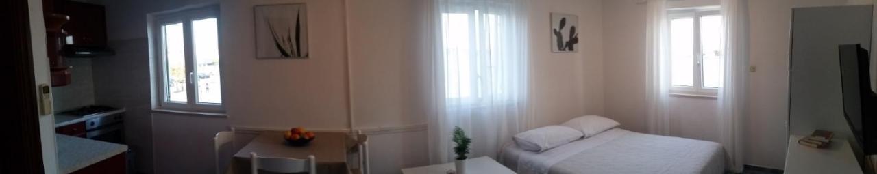 Apartman Pape Pakoštane Exterior foto